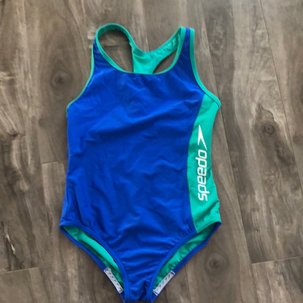 Speedo one piece bathing suit